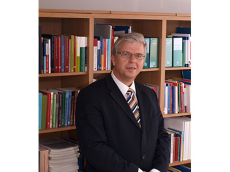Neumann Peter Dr. jur. Rechtsanwalt