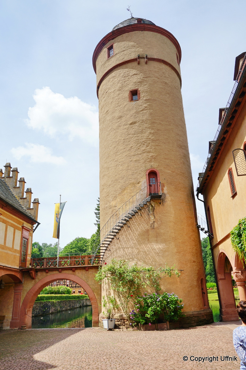 Bild 37 Schloss Mespelbrunn Schlossverwaltung in Mespelbrunn