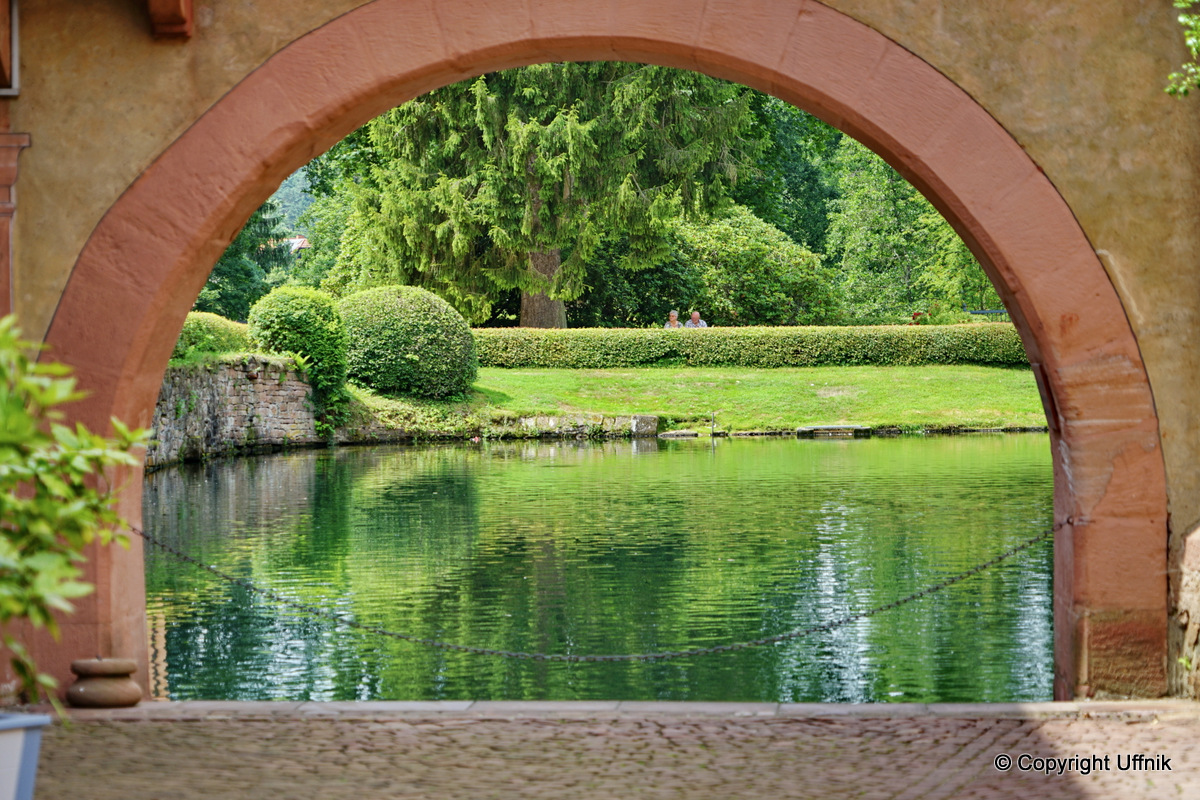 Bild 32 Schloss Mespelbrunn Schlossverwaltung in Mespelbrunn