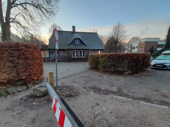 Gaststätte und Restaurant im Reetdachhaus direkt am Alsterlauf gelegen