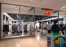 Bild zu H&M Hennes & Mauritz