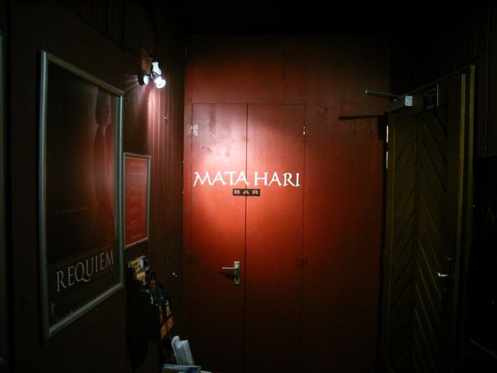 Mata Hari Bar