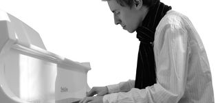 Bild zu Felix Dubiel - Piano & Composition