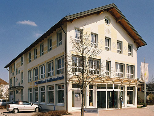 Bild 1 Volksbank Raiffeisenbank Mangfalltal-Rosenheim eG Geschäftsstelle Bruckmühl in Bruckmühl