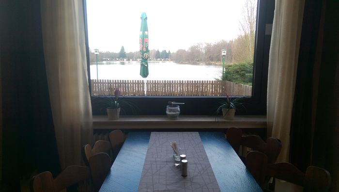 Blick auf den See den man beim Essen sieht... 