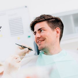 Wurzelbehandlung in der Zahnarztpraxis Bisspraxis in Bielefeld