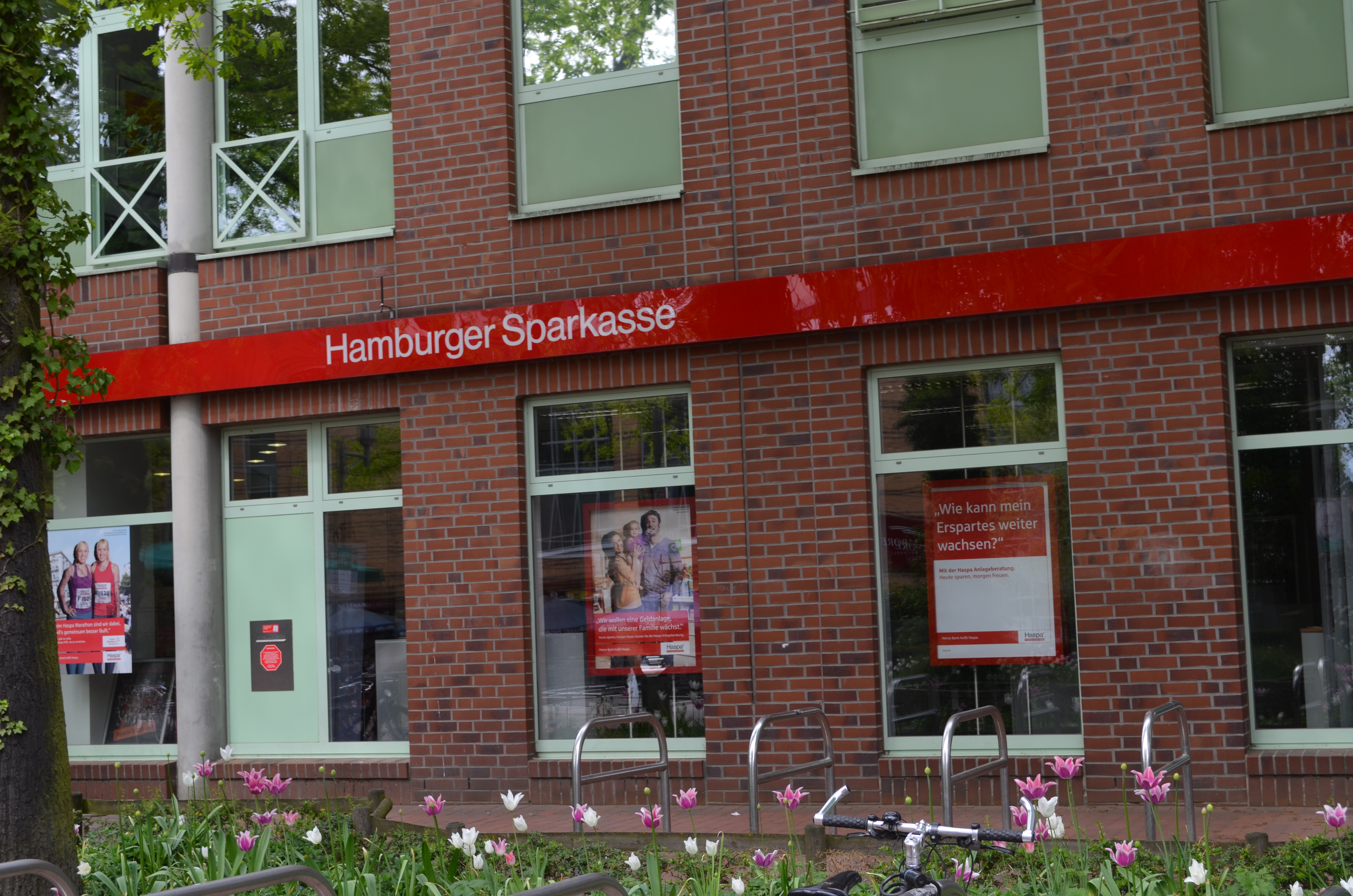 Bild 1 Hamburger Sparkasse in Buchholz in der Nordheide