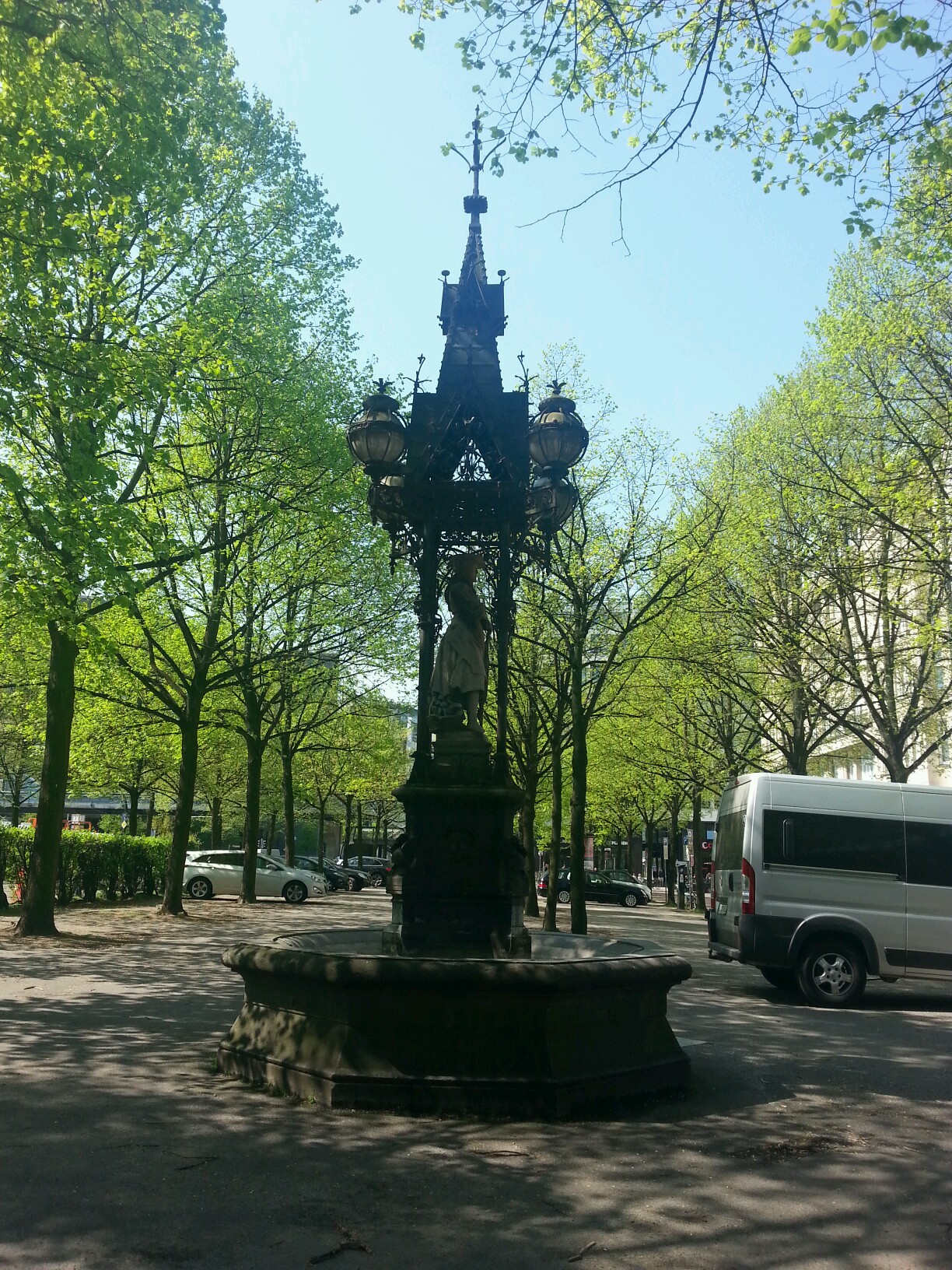 Brunnen am Hopfenmarkt