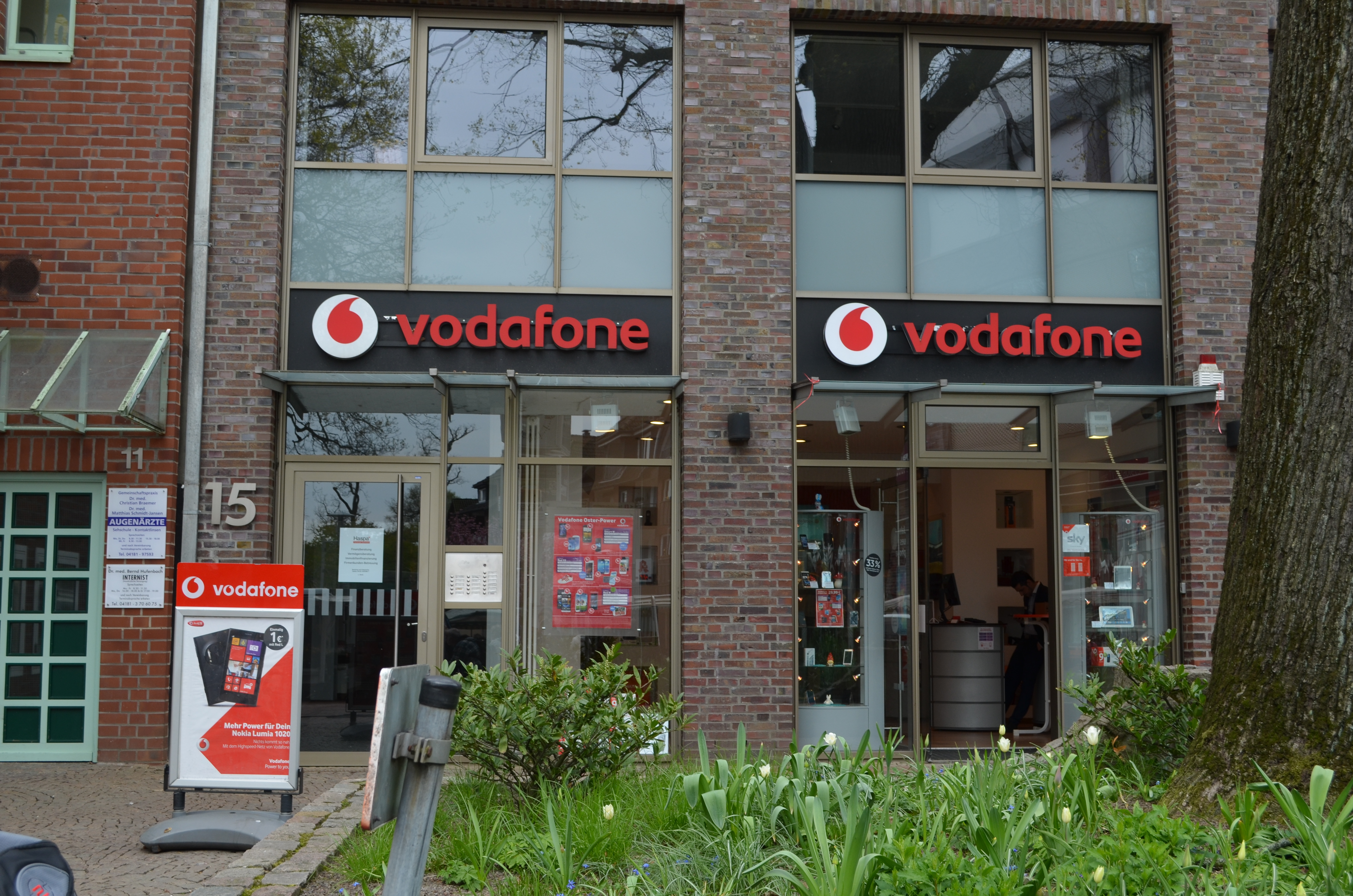 Bild 1 Vodafone Shop Buchholz i.d.N. in Buchholz in der Nordheide