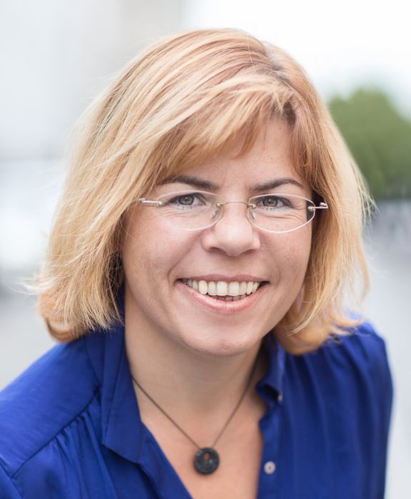 Dr. Anita Wieser