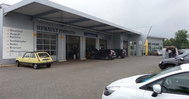 Au­to­haus Schou­ren - Re­nault in Brüggen in Brüggen