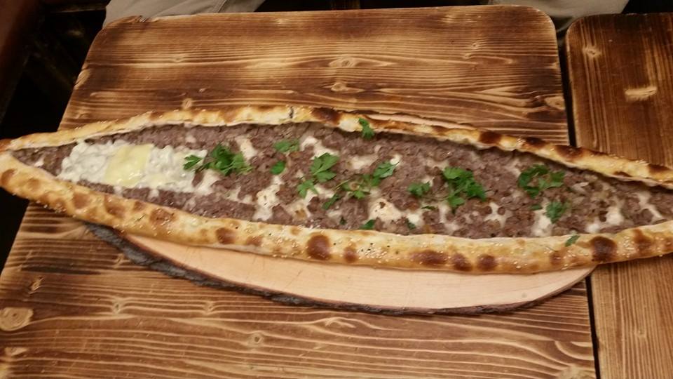 Carsi Pide..... mit Rumpssteak... hmmmmm....lecker