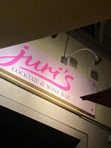 Juri's Cocktail & Wine Bar