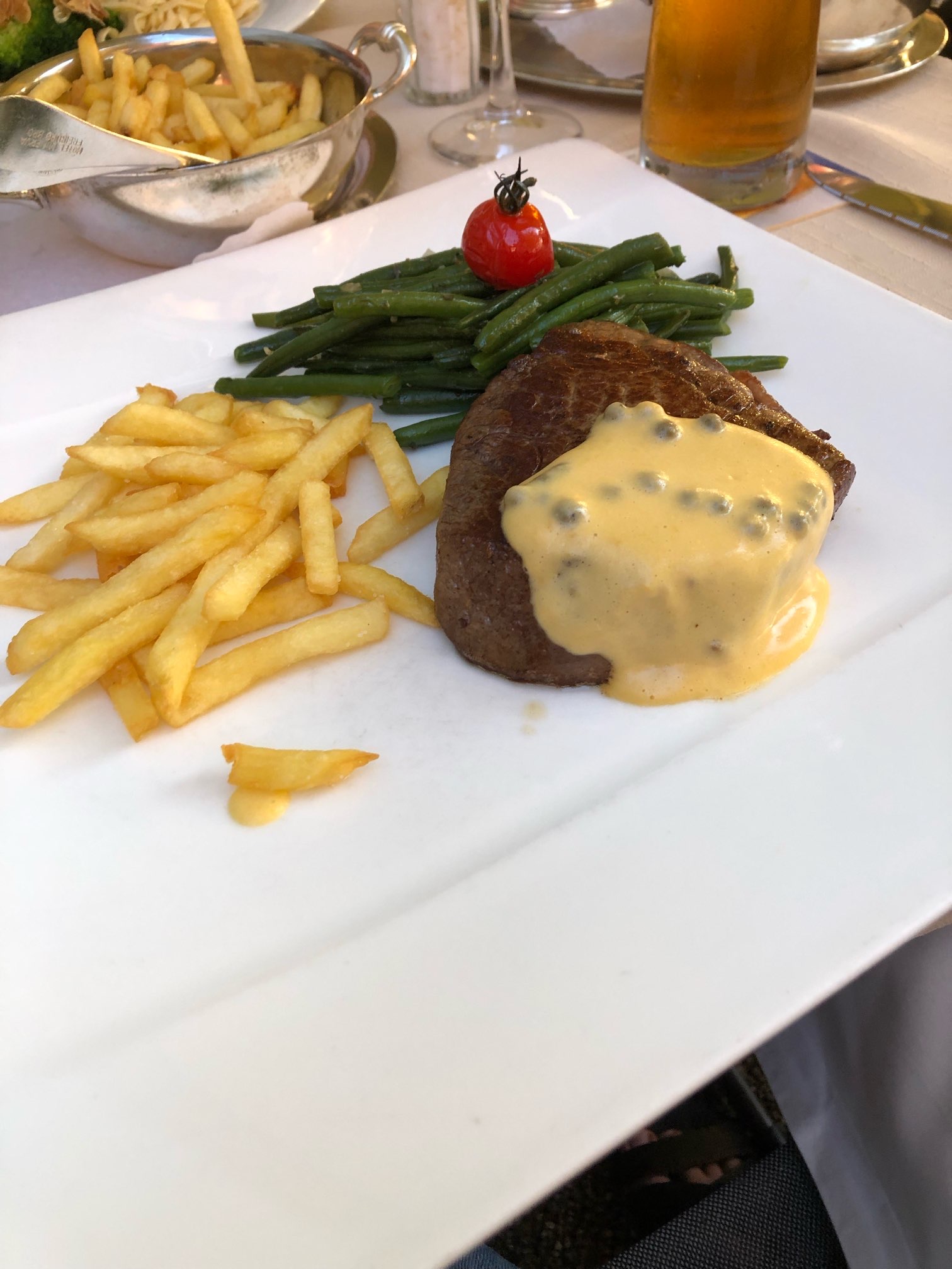 Rinderfilet mit Pfefferbearnaise