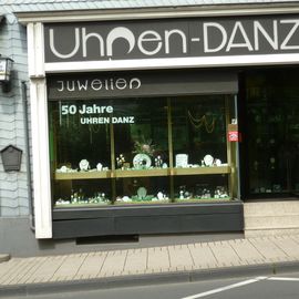 Außenansicht Uhren Danz