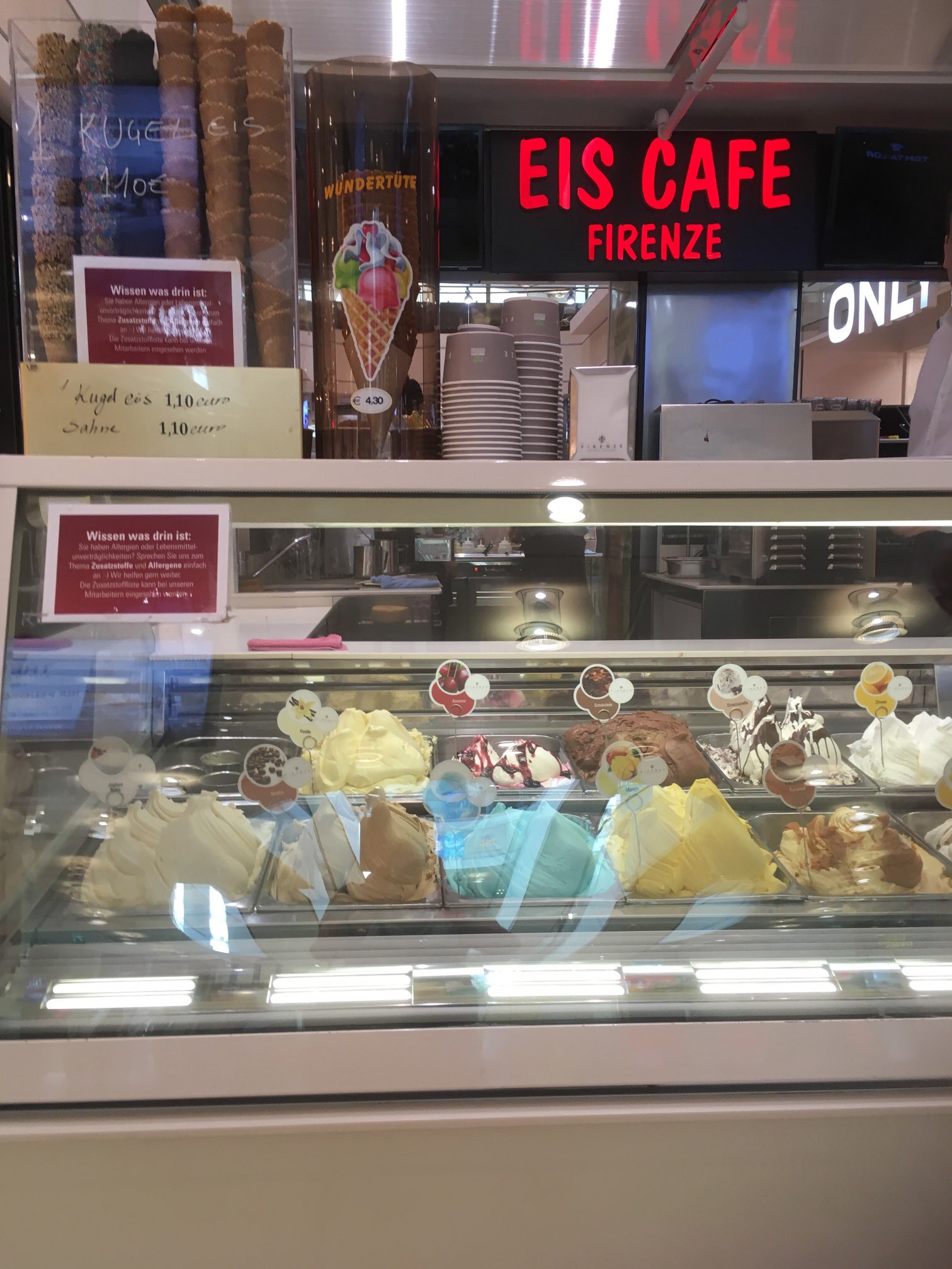 Bild 2 Eiscafe Firenze Inh. Eduardo Soffici in Wuppertal