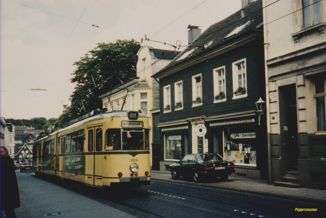 Alte Stra&szlig;enbahn 
In Wuppertal-Langerfeld