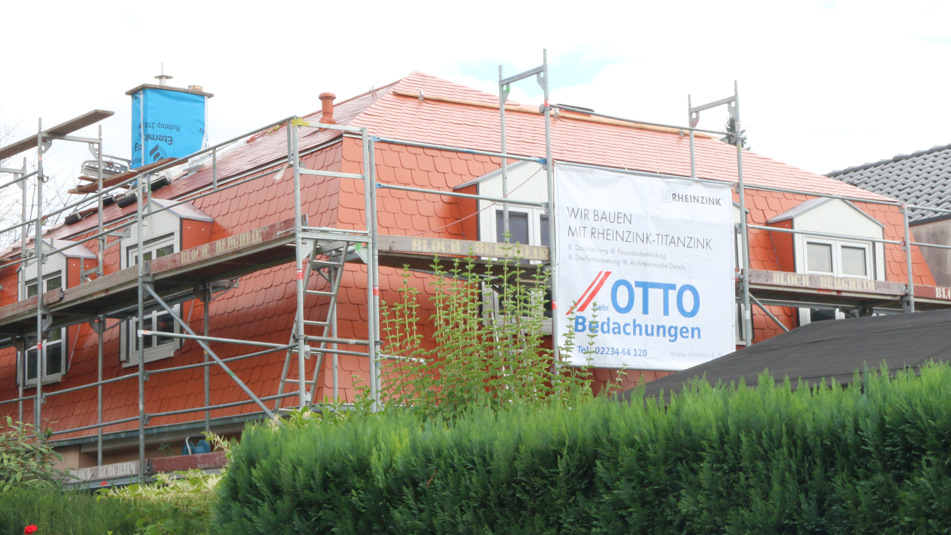 Neues Dach, Mansarddach Sattel- Walmdach