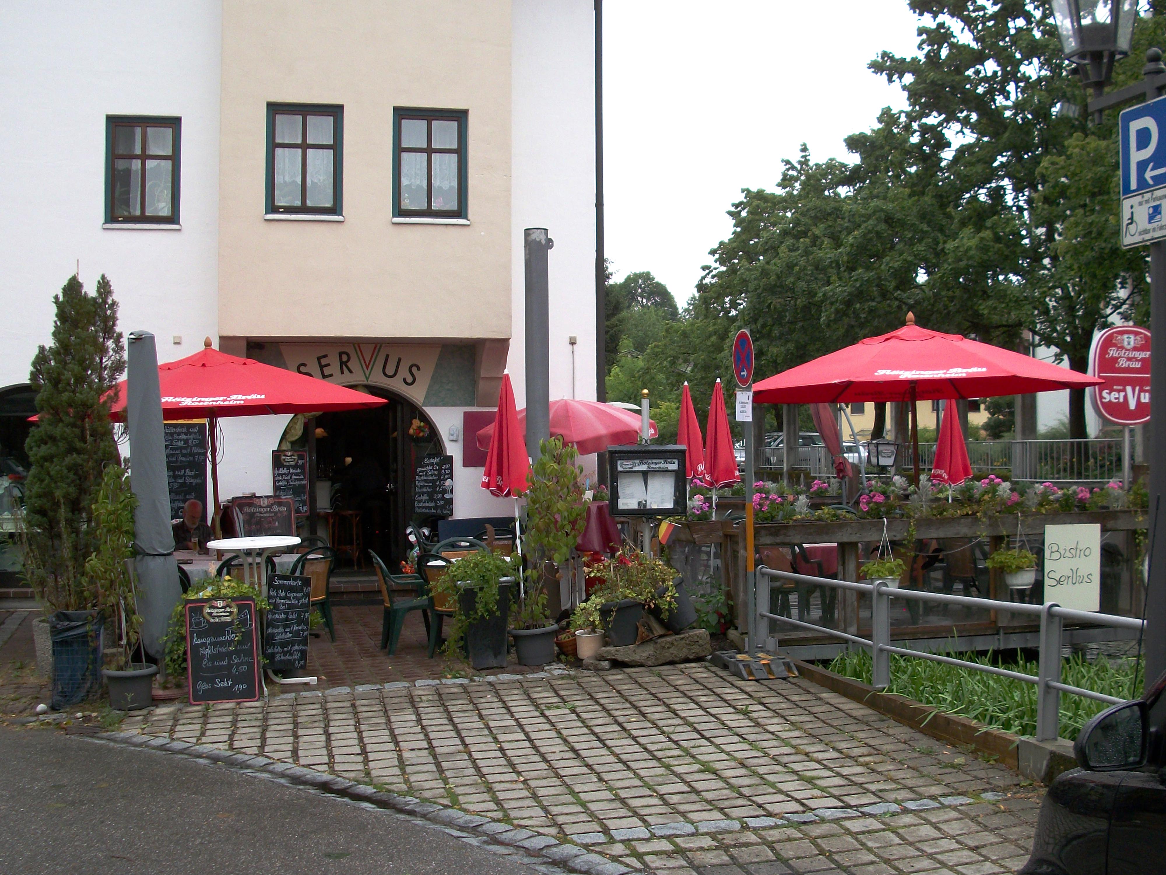 Bistro-Cafe "Servus"