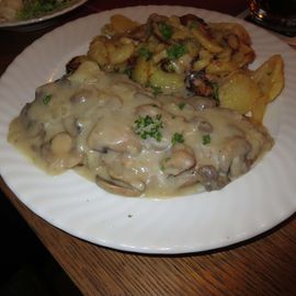 Champignonrahmschnitzel mit Champignonrahmsauce