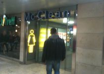 Bild zu Mc Clean Bahnhof/Colonaden
