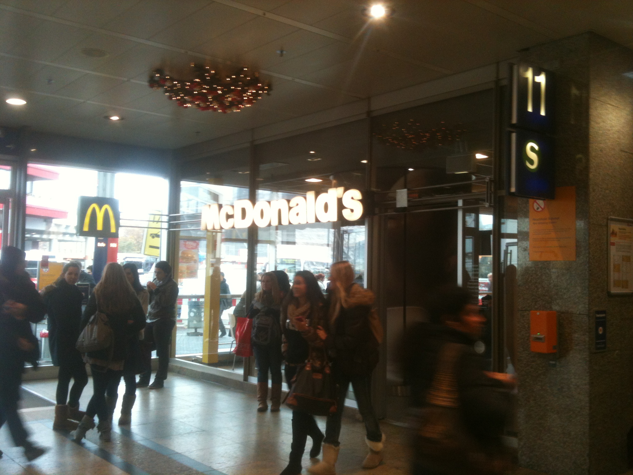 Bild 1 McDonald's Deutschland Inc. in Köln