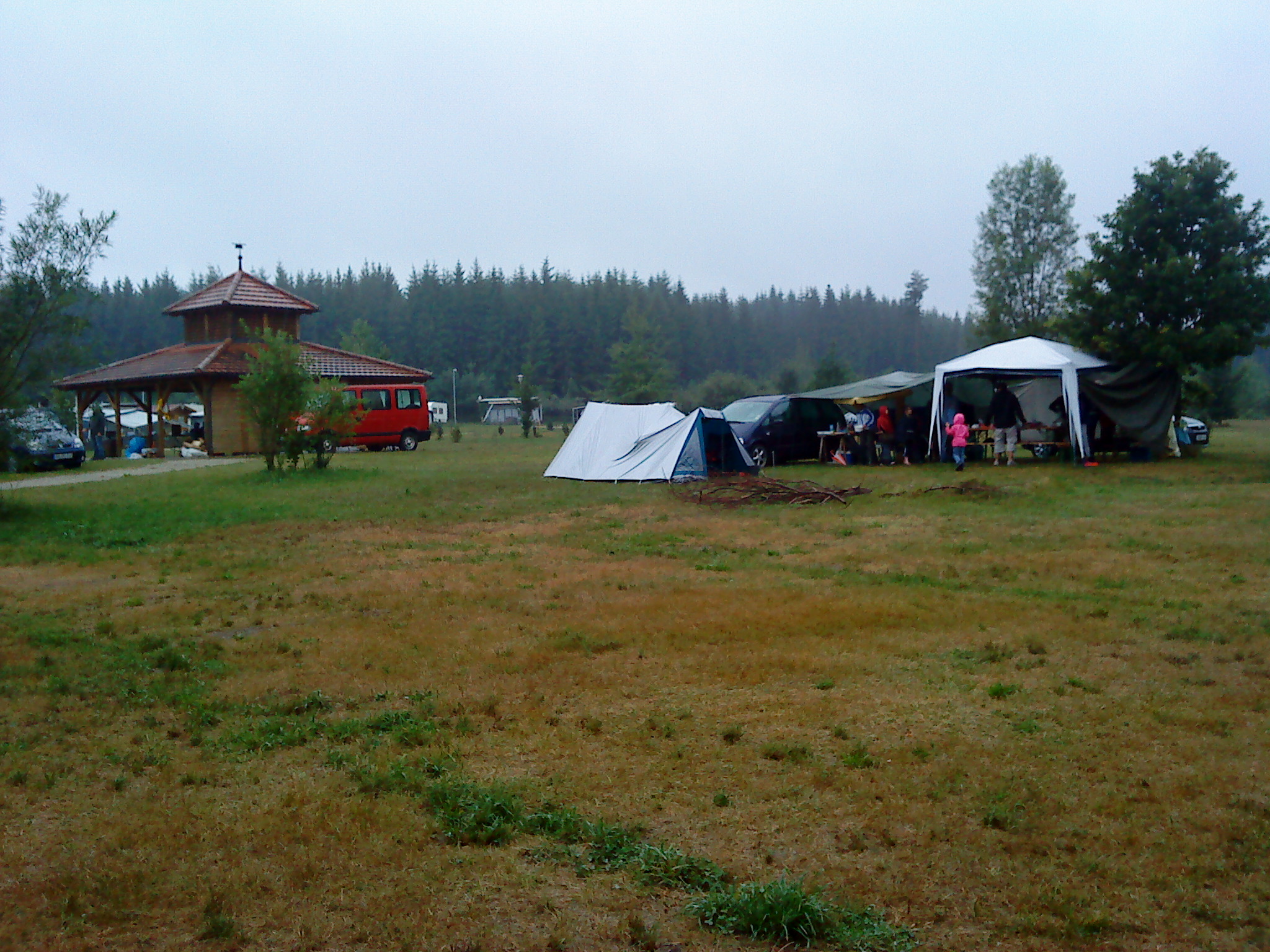 Bild 3 Campingplatz Dennenloher See in Unterschwaningen