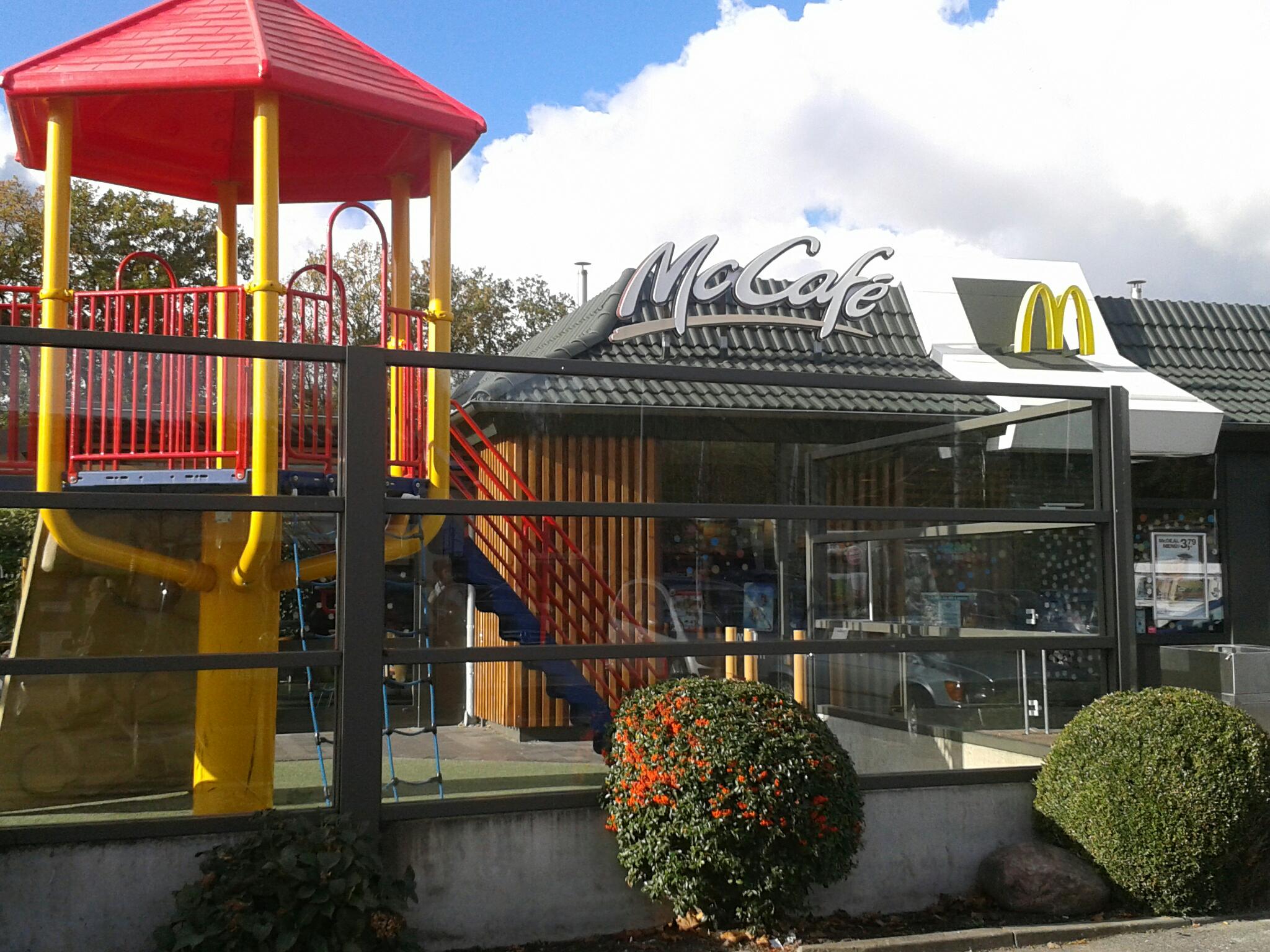 Bild 3 McDonald's Restaurant in Hamburg