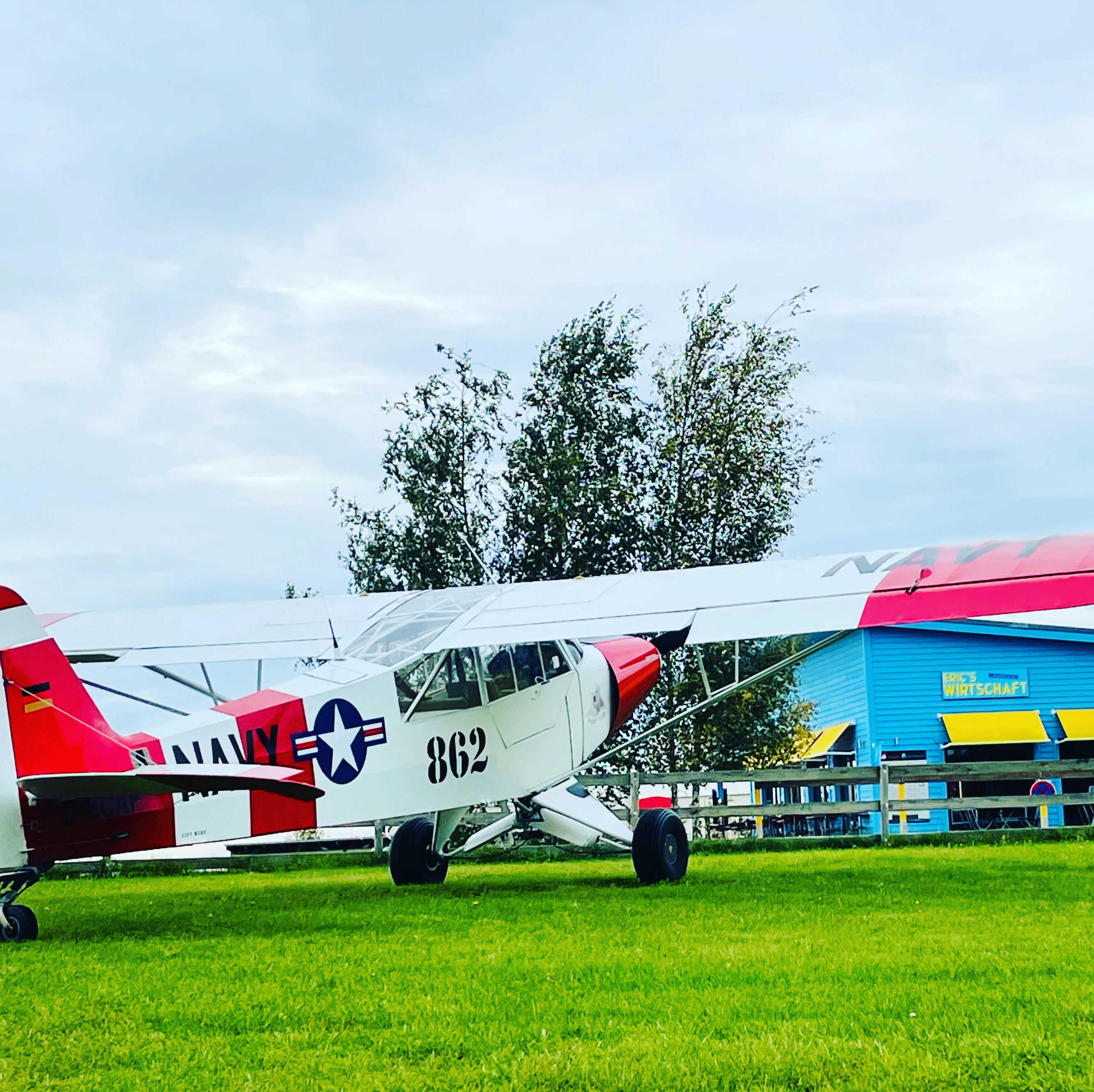 Bild 2 Eric`s Wirtschaft am Flugplatz Fehrbellin in Fehrbellin