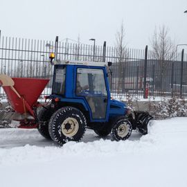 Traktor für den Winterdienst