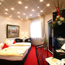 Grand Deluxe Doppelzimmer mit großem Doppelbett