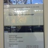 Praxisklinik Dr. Dr. Robert Linsenmann Prof. Dr. Dr. Dirk Nolte Fachärzte für Mund- Kiefer- und Gesichtschirurgie in München