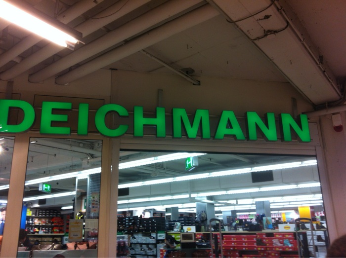 Bild 2 DEICHMANN in München