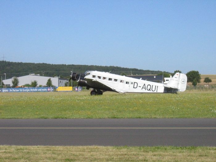 Nutzerbilder Flugplatz Koblenz Winningen GmbH