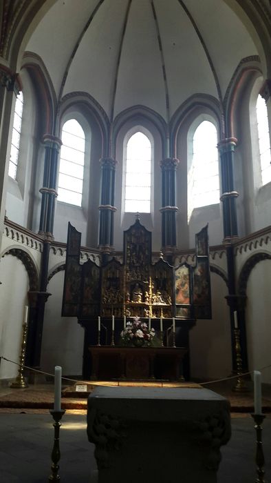 Stiftskirche St. Martin und St. Severus