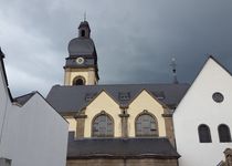 Bild zu Kath. Kirchengemeinde St. Peter