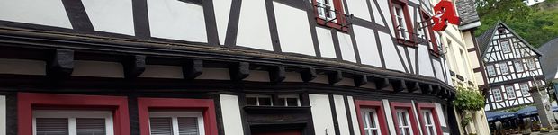 Bild zu St. Hubertus-Apotheke