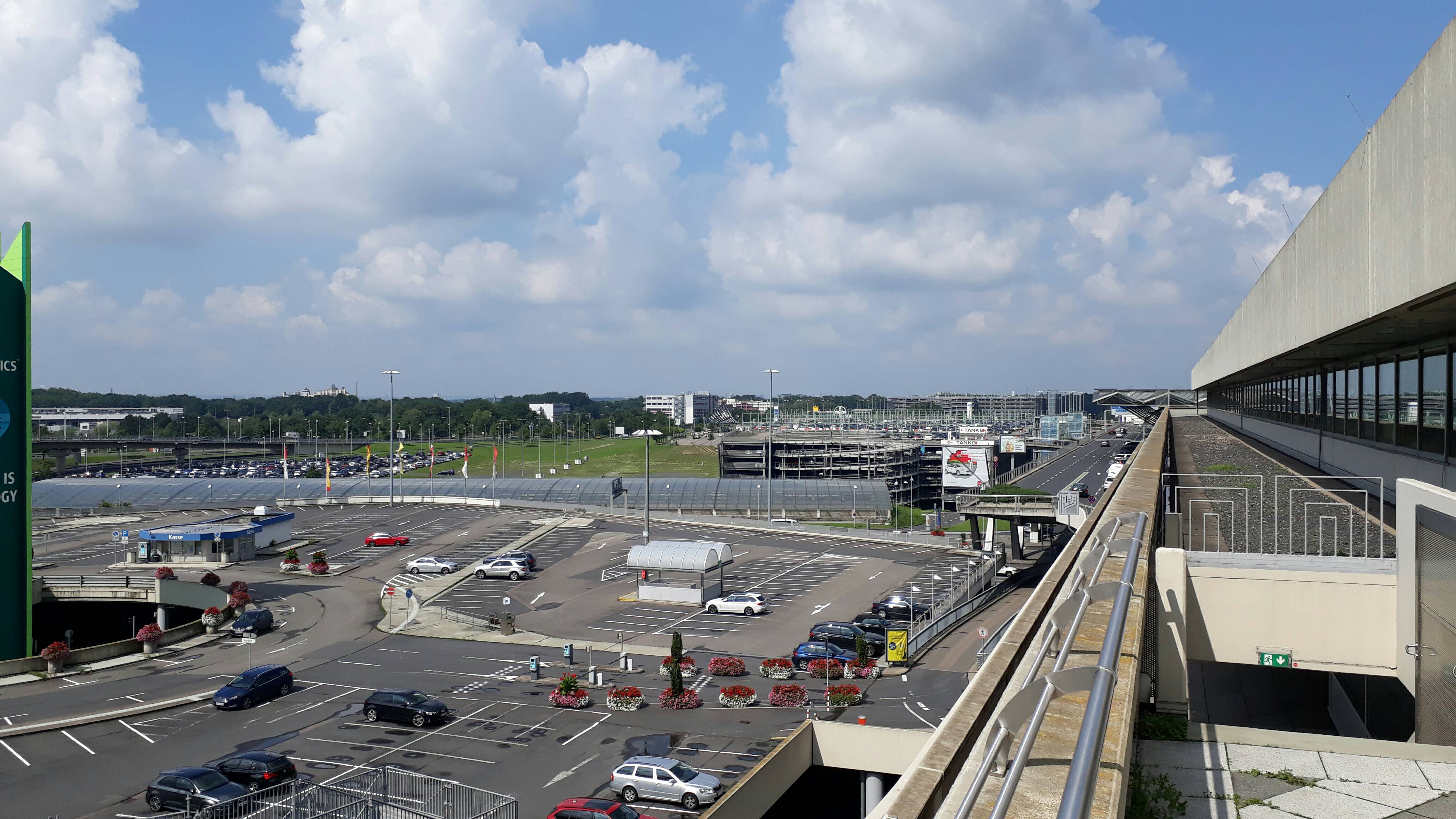 Bild 10 Flughafen Köln/Bonn GmbH in Köln
