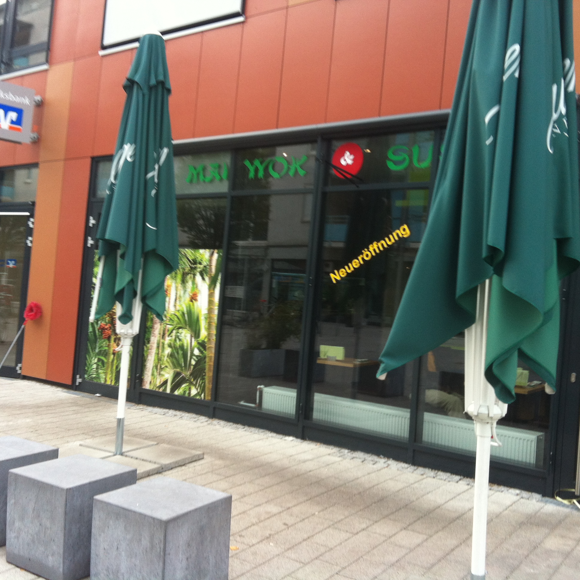 Bild 1 Mai Wok & Sushi mit Lieferservice in Freiburg