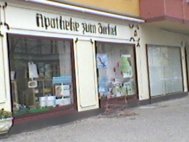 Seitenansicht der Apotheke