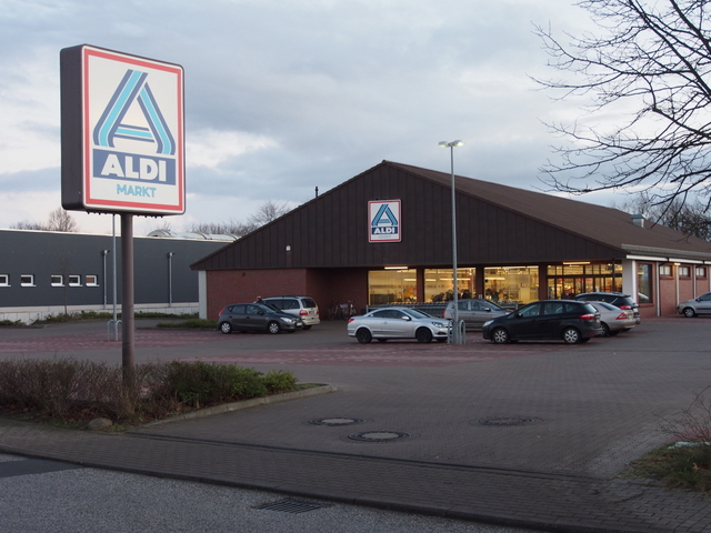 Bild 1 Aldi Nord in Oldenburg in Holstein