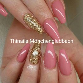 Nagelstudio Thi Nails in Mönchengladbach