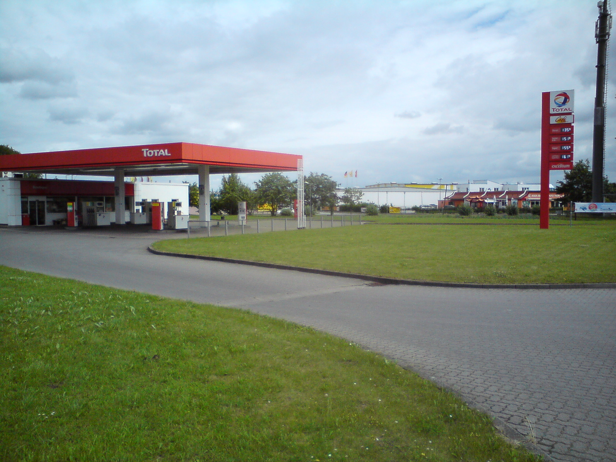 Bild 1 TotalEnergies Tankstelle in Neuenkirchen