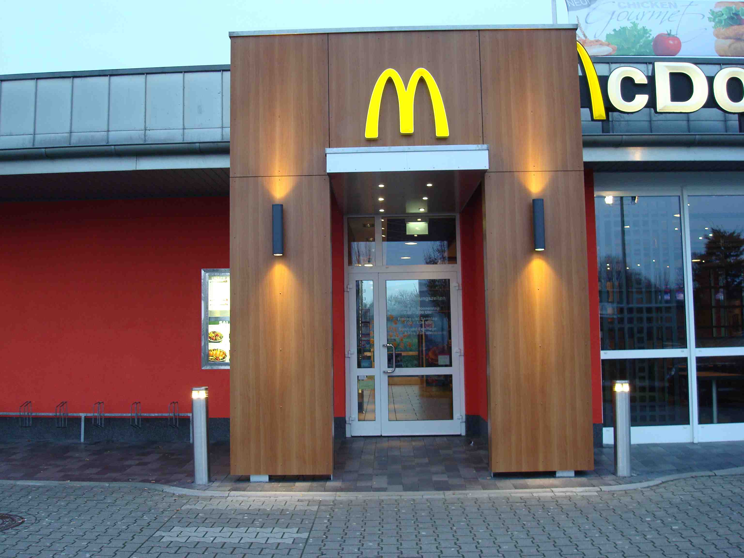 Bild 1 McDonald's Restaurant in Marl