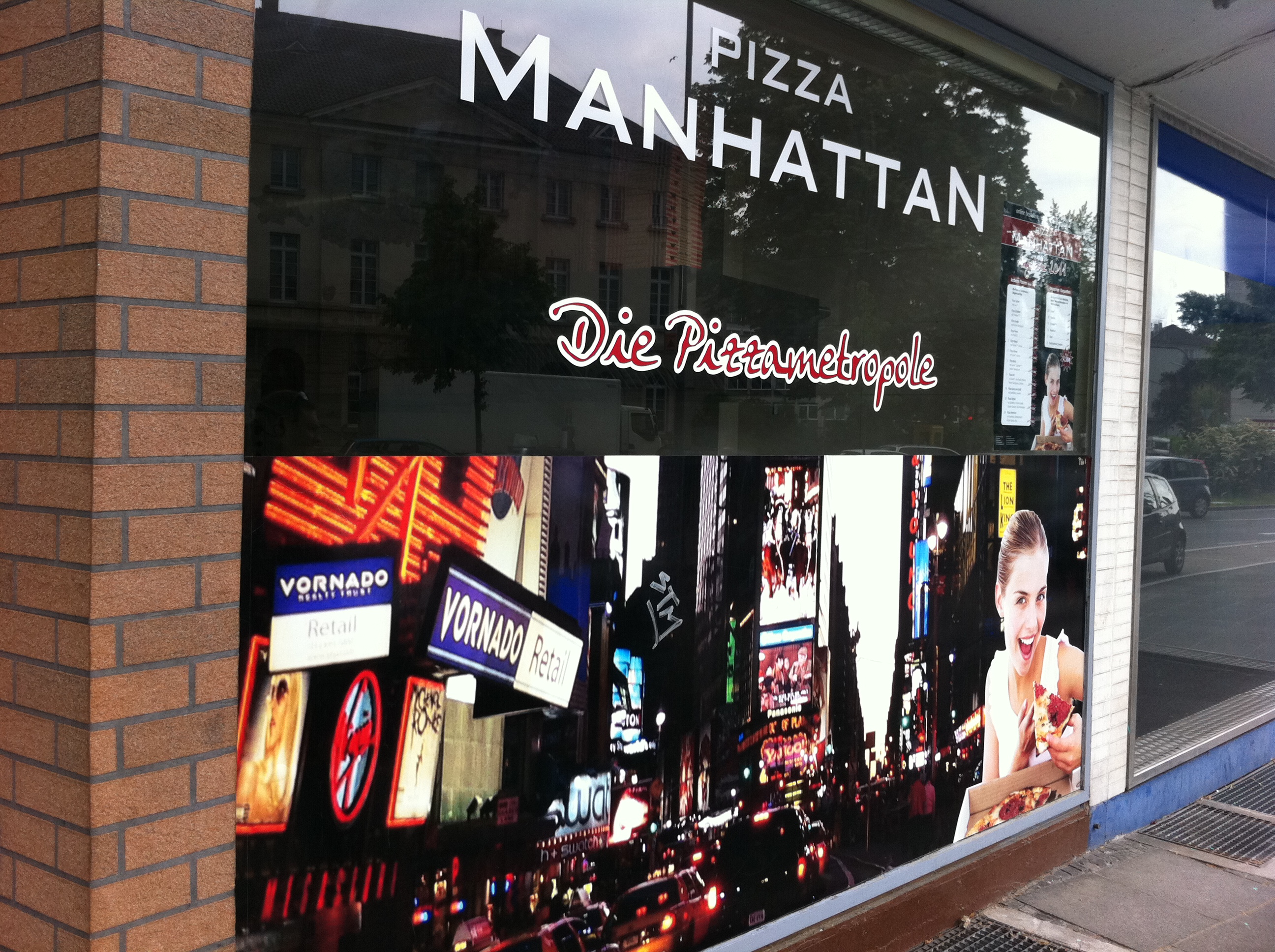 Bild 1 Mohamed El Aakkioui & Mohamed Azoun Pizza Manhattan in Wuppertal