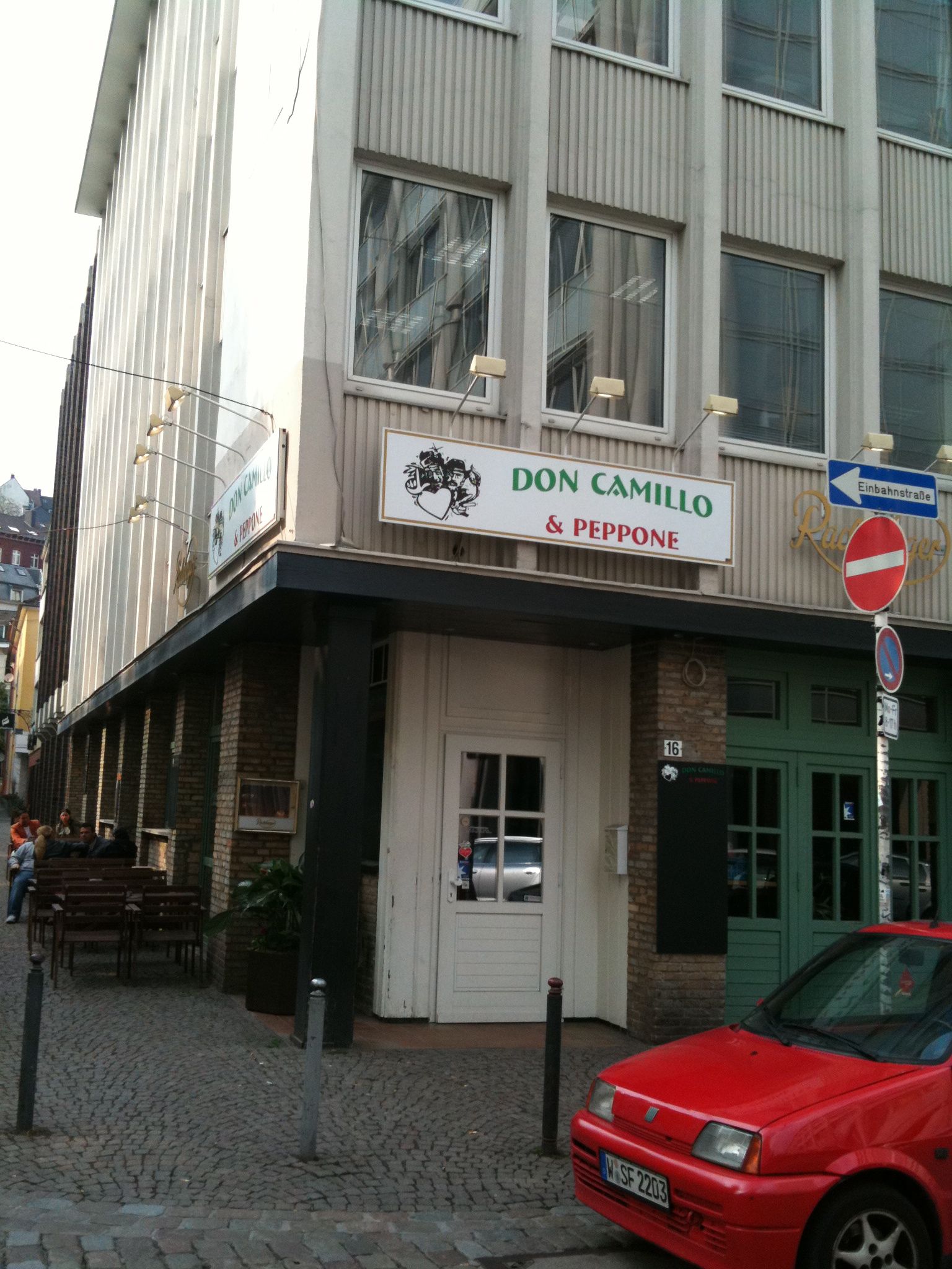 Bild 5 Mehmet Eryilmaz Pizzeria Don Camillo & Peppone in Wuppertal