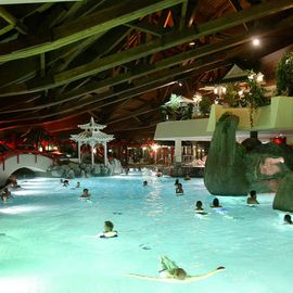 Teil der Kurhessen  Therme  -innen-