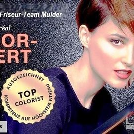 Meine Haarfarbe? Natürlich vom Friseur Mulder.
Rufen sie gleich an! Sie werden Ihr Aussehen lieben.
www.friseur-mulder.de
