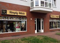 Bild zu Simply Stitch - Wolle, Stoffe & Kurzwaren