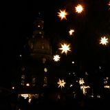 Weihnachtsmarkt an der Frauenkirche in Dresden